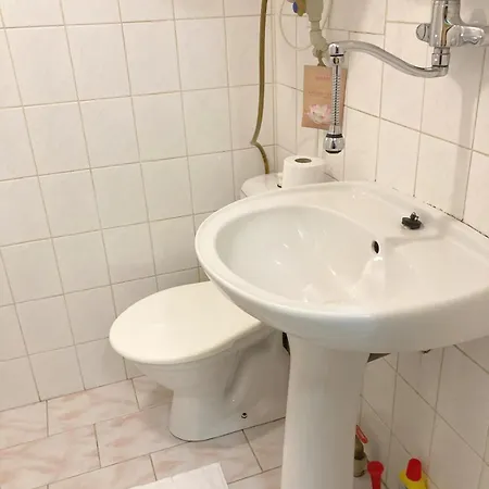 Podkrovni Garsonka Lejlighed *